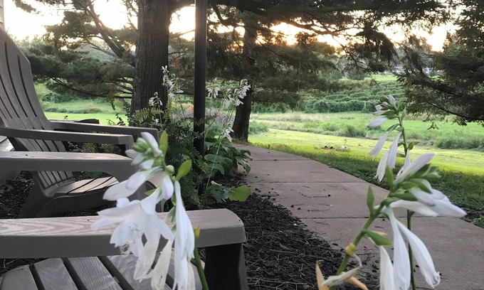 Nauvoo Bed & Breakfast | Nauvoo Grand Bed & Breakfast