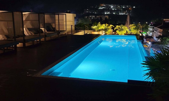 Santa Maria Huatulco Condo | New listing! Chic, cozy 2-bedroom w/rooftop pools, walk to beach, restaurants+