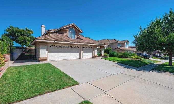 Rancho Cucamonga House | Near ONT Spacious Designer-Style Family Retreat