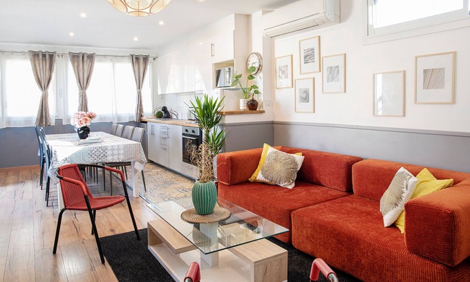 Villejuif Apartment | Near Paris/House/Air-conditioning/Parking/Metro 7