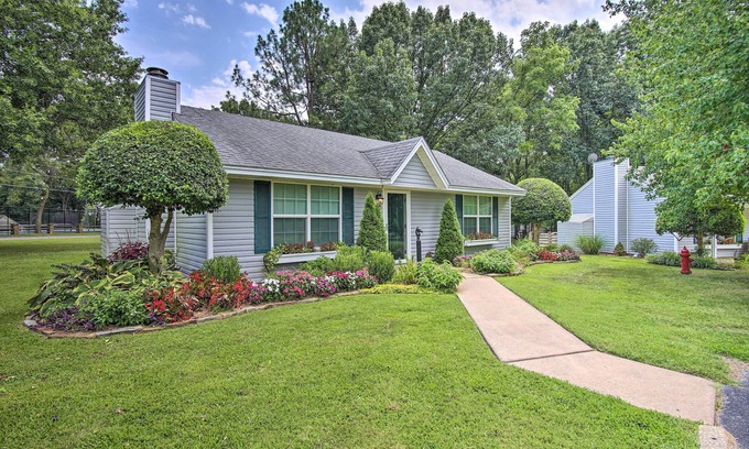Afton Cottage | Near Shangri-La: Cottage w/Pool & Dock Access!
