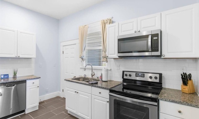 Crestline Heights House | Near the Airport & Renovated! East Lake Craftsman