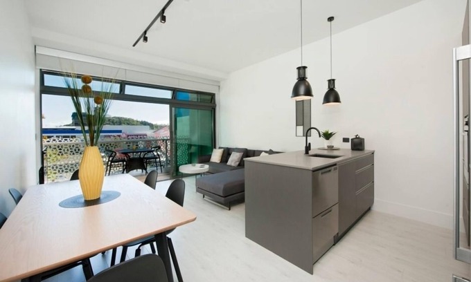 Nelson City Centre Apartment | Nelson CBD apartment - Terrace House in the City