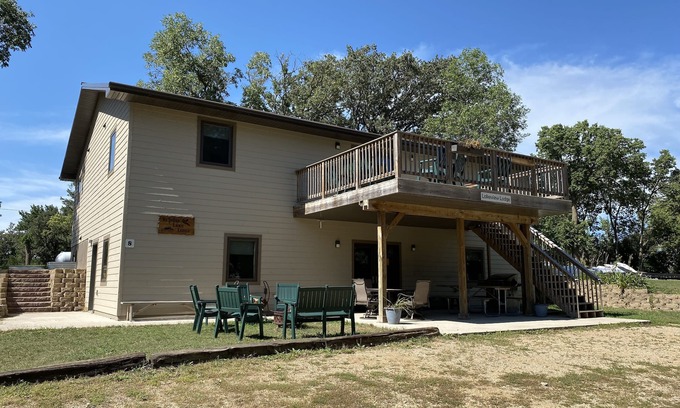 Waubay Cabin | NeSoDak Lake View Lodge on Lake Enemy Swim
