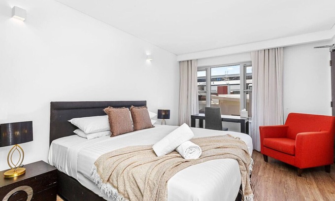 Perth Hotel | Nest on Newcastle – E3