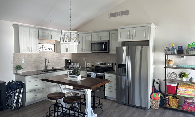 Saugatuck Apartment | Nested in a Nature Preserve downtown Saugatuck. Top 10 beaches