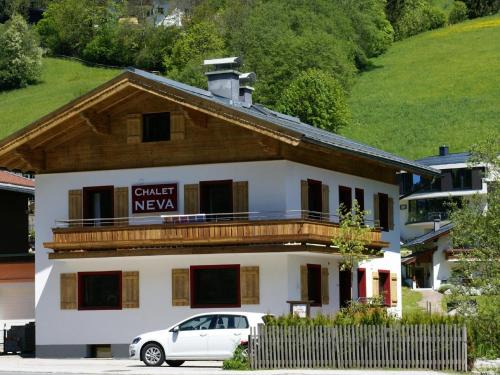 Saalbach-Hinterglemm Ski Chalet | Neva Saalbach