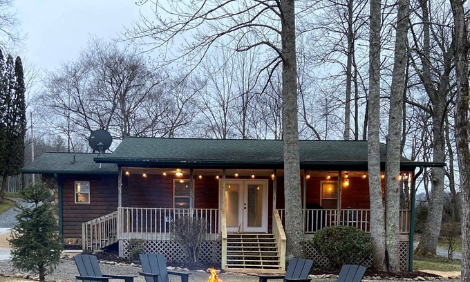 Robbinsville Cabin | NEW 2 BR/2 Bath Cabin! Great for Cycles, Cars, Trailers! Creek/Mountain Views!