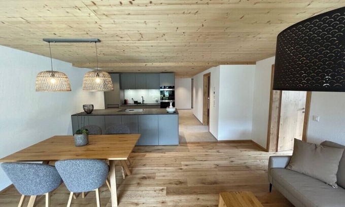 Brienz Apartment | New 3.5 room apartment with chalet interior, terrace and views of the mountains!