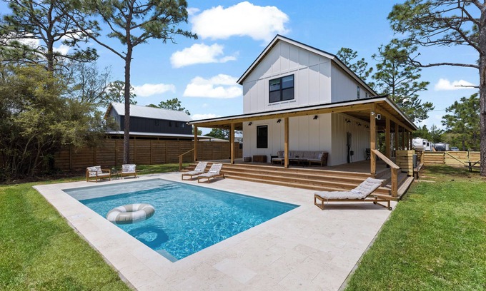 Santa Rosa Beach Cottage | NEW 3B/2.5Ba Cottage with PRIVATE Saltwater Pool near 30A!