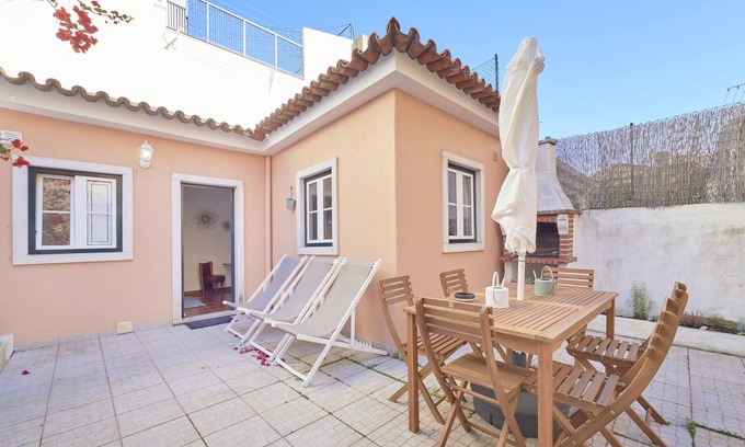 Alfama House | NEW! Amazing Aparment with Lovely Terrace in Historical Lisbon