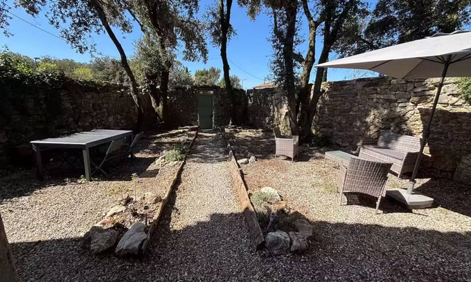 Sainte-Anastasie Apartment | New! Apartment Sainte Anastasie