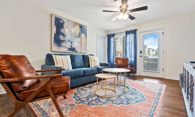 Auburn Apartment | New AU Oasis 2 Mins to Downtown & Stadium Sleeps 10