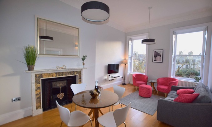 Upper Town Apartment | New Brunswick - Recently refurbished, contemporay and stylish two bedroom apartment