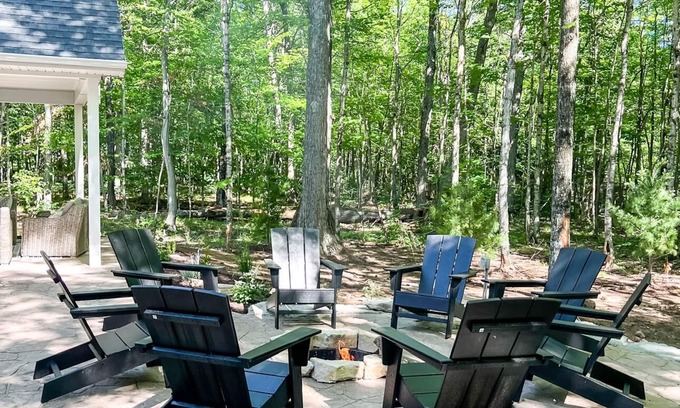 Fish Creek Cottage | New Build, Two Master Suite, Walk to Fish Creek