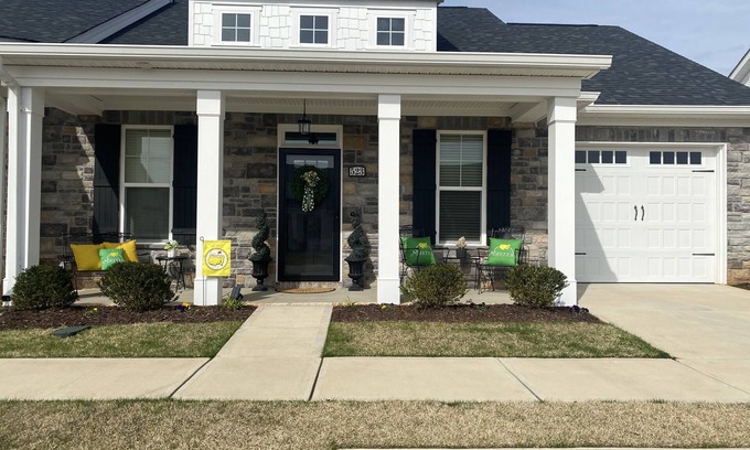 North Augusta House | New community townhouse, 8.8 miles from Masters Golf Tournament.