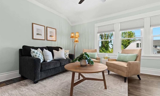New Baltimore House | New! Cozy 2BR near Lake at Anchor Bay