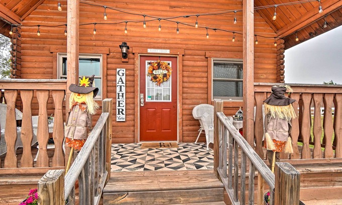 Fletcher Cabin | NEW! Cozy Cabin in Fletcher on Pepper Sprout Ranch