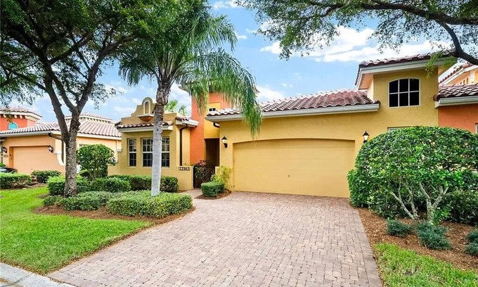 Estero Villa | NEW! Enjoy resort-style living in this 3-bedroom villa in adorable Estero!