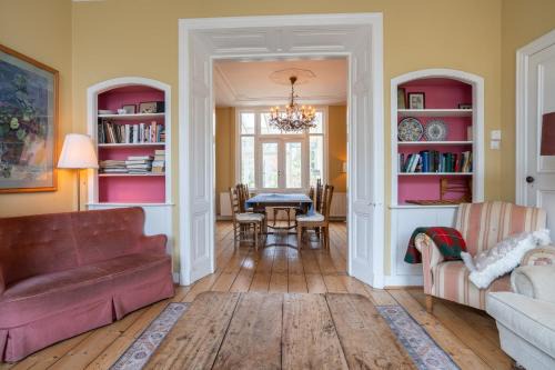 Domburg House | NEW Hello Zeeland - Vakantiehuis Markt 10