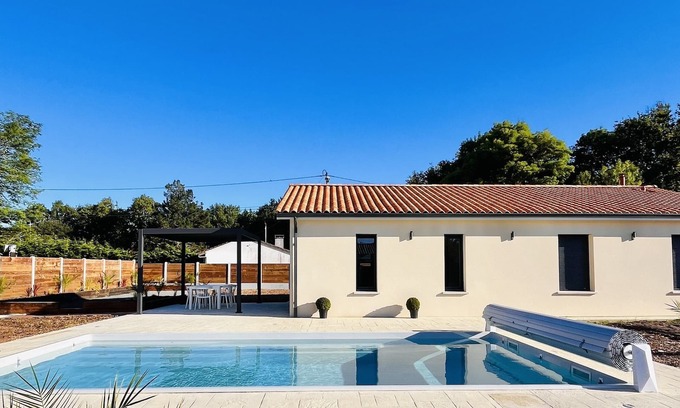 Grayan-Et-L'Hopital House | New house near Soulac s/Sea, Private Pool with Pétanque Field!