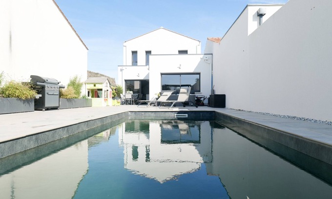 Olonne-sur-Mer Ski Chalet | New house, swimming pool, near the ocean Les Sables 7 pers