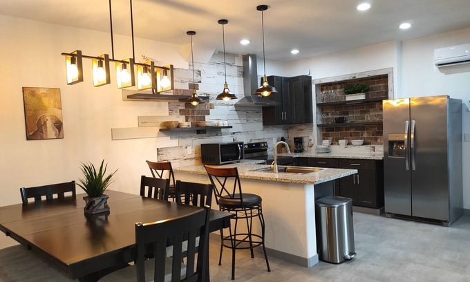 Medford House | New house with king beds and 3 full bathrooms