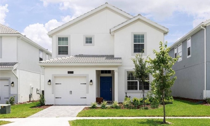 Davenport House | New Listing! Champions Gate Resort, 10mi to Disney & 21mi to Universal - FS383825