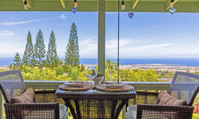 Kona Palisades House | NEW LISTING Kailua-Kona 3-bedroom, 2-bath single-family home Ocean & Sunset View