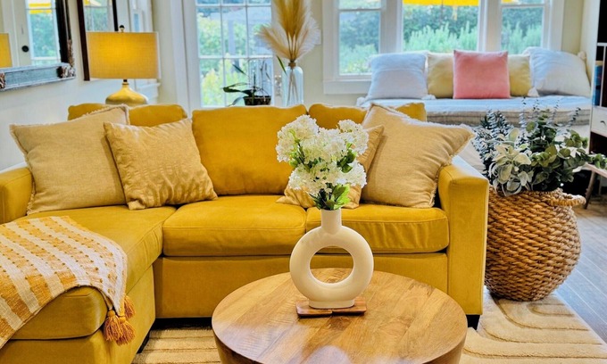 Upper East Condo | New Listing: Park View Best Location Downtown Santa Barbara