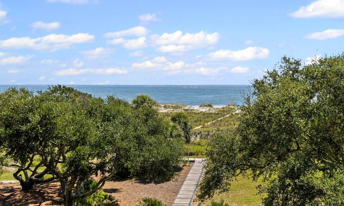 Isle of Palms Villa | New Listing! Shipwatch 304A - Ocean View! Pool!