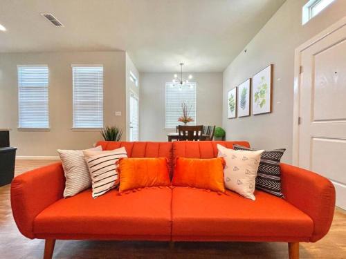 McAllen Apartment | NEW! Luxury Apt, 5 min from Mall, Airport, & Dine!