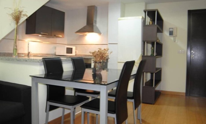 El Pilar Apartment | NEW LUXURY DUPLEX HISTORICAL CENTRE VALENCIA. WIFI. PARKING.
