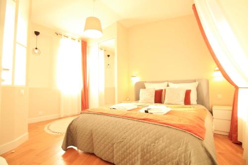 L'Hay-les-Roses Villa | New Luxury - Entire Villa - AC - Climatisation - Sauna - Free Private Parking - Fully Equipped - From 1 to 6 guests