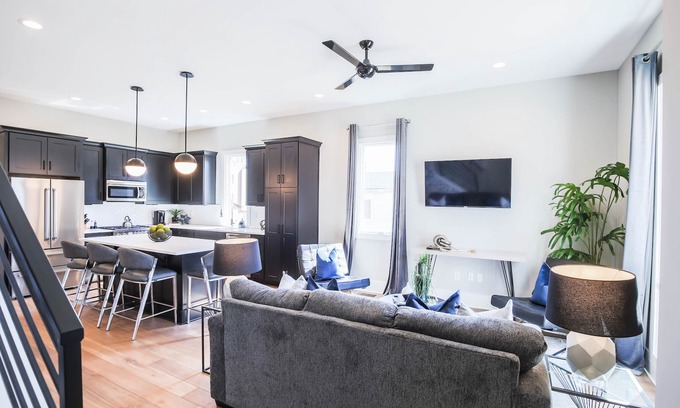 Germantown House | ★NEW LUXURY HOME BUILT FOR GROUP COMFORT & STYLE★