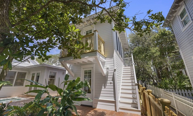 Seaside Cottage | New Modern Construction With King Primary, 351 Ft. to Beach + 2 Adult Bikes!