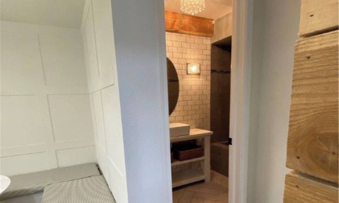 Oklahoma City Condo | NEW! Penn Studio 1 in Gated Community w/In-Unit Washer & Dryer - Military Vet.