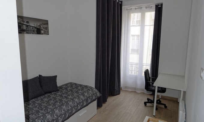 Lepante Quarter Bed & Breakfast | NEW ROOM PRIVATE SHOWER CENTER NEAR TRAIN STATION