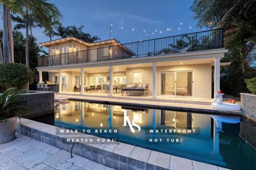 East Fort Lauderdale House | New Royal 80ft Waterfront Wlk2Beach HotPool Spa KitchenBBQ