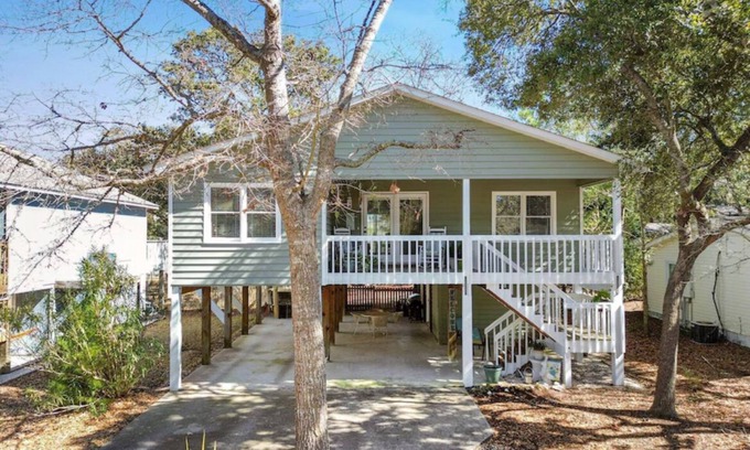 Tranquil Harbour House | New to VRBO - Island Mist, Oak Island .7 miles to beach