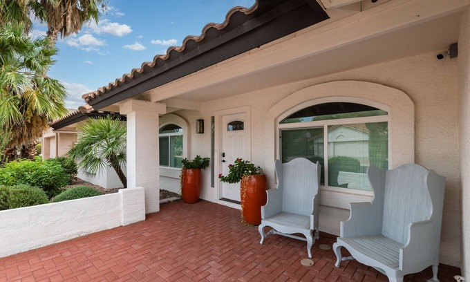 La Paz At Desert Springs House | *NEW* Upscale furnishings in the heart of Scottsdale with FENCED heated pool.