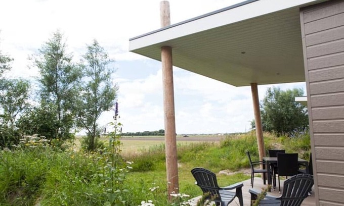 Sint Maartensvlotbrug House | New vacation home near the beach 4 persons free Wifi dog welcome