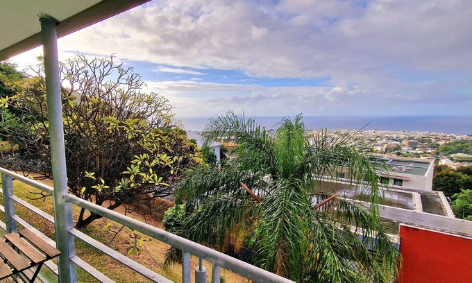 Saint-Denis House | New villa for 6 people located in Bellepierre, Saint-Denis