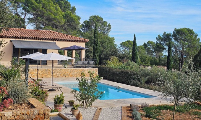 Entrecasteaux Villa | New villa, located in a peaceful area, heated pool and jacuzzi.nnnnnnn