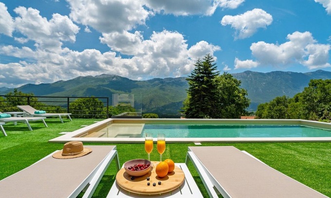 Zagvozd Villa | NEW! Villa Rose is a 4-bedroom villa with a heated pool 12km from Baška voda