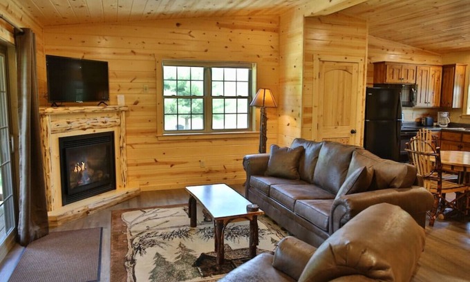 Millersburg Apartment | NEW Waterview Lodge Suite in Ohio's Amish Country