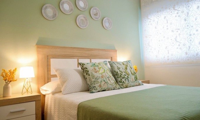 Distrito Sur Apartment | New, with free parking and close to the Mosque