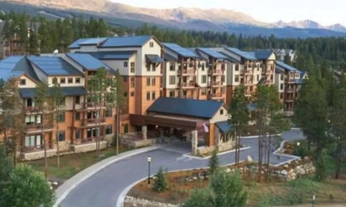 Peak 9 Resort | -New Year Ski Week, 3BR/2BA, Valdoro Mountain Lodge, Breckenridge, Colorado