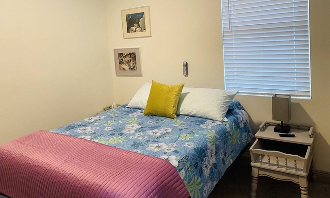 DeLand House | Newer home walking distance to downtown and Stetson University