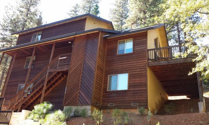 Arnold Cabin | Newer Luxury Cabin In Blue Lake Springs